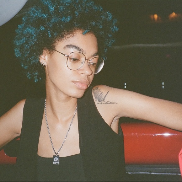 Meet your Posher, Urshula - Picture 1 of 1